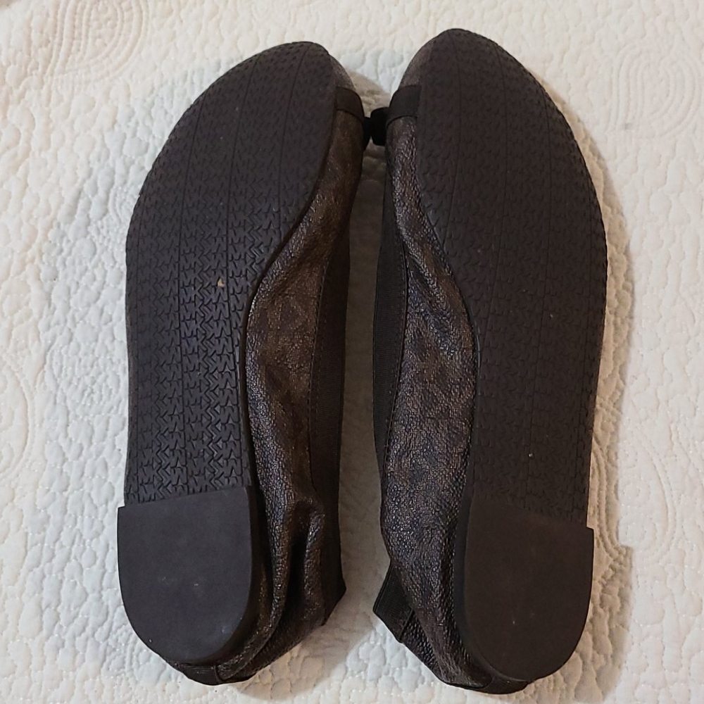 Brown MK flats small fold logo pattern with bow - Picture 5 of 11
